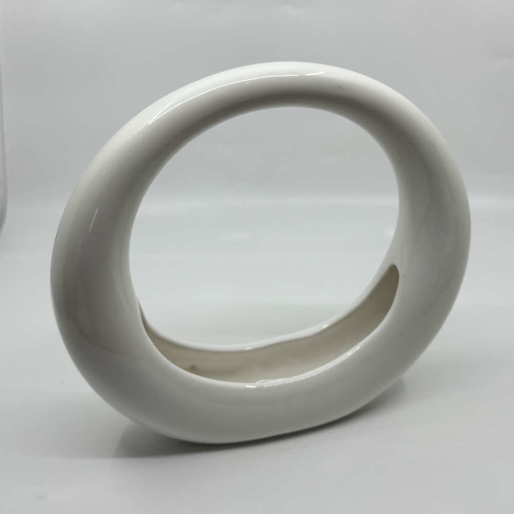Vintage MCM Style Retro Ring‎ Vase White 80s Art Deco Floral Minimalist